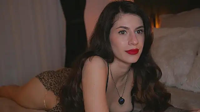 Snapshot of AlyonaX chatting on May 9, 7:52 pm AlyonaX online show from May 9, 7:52 pm