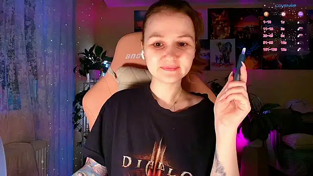 GoodWitch  online show from December 18, 7:25 am