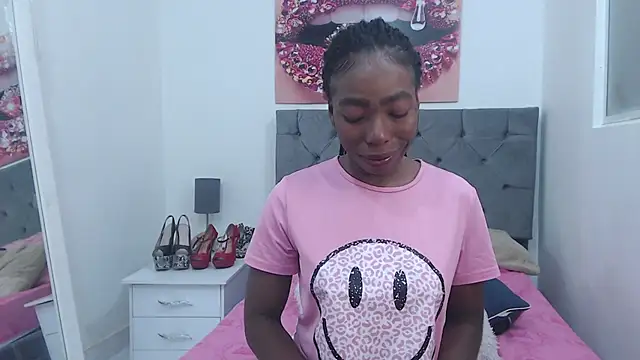 kirajohnson online show from March 12, 10:37 am