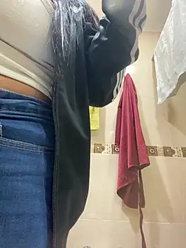 Fancyxlove online show from October 27, 12:42 pm