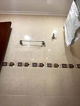 Fancyxlove online show from November 18, 12:42 pm