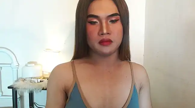 Snapshot of JustineBIGCUM chatting on December 10, 4:56 am JustineBIGCUM online show from December 10, 4:56 am