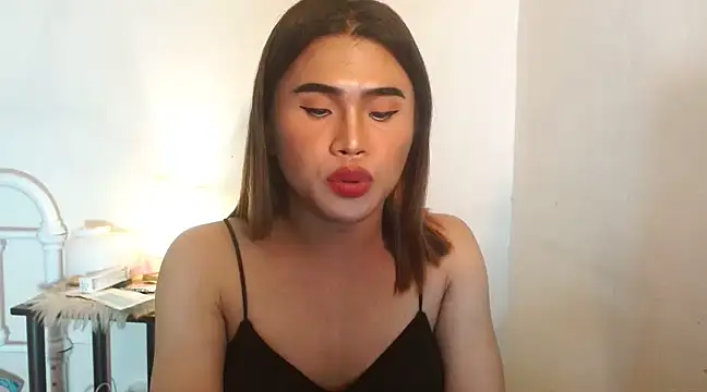 Snapshot of JustineBIGCUM chatting on December 27, 10:55 am JustineBIGCUM online show from December 27, 10:55 am