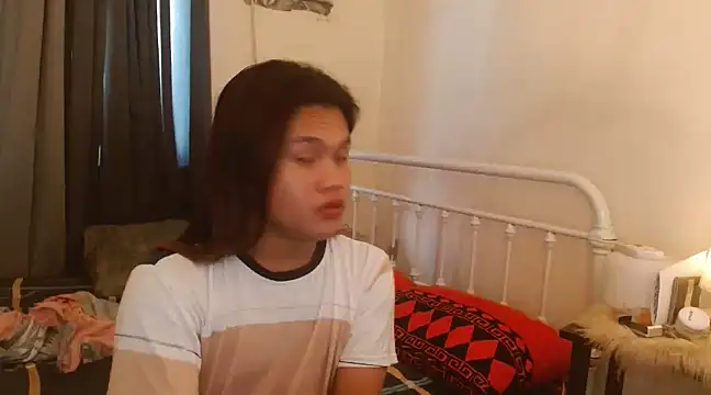 Snapshot of JustineBIGCUM chatting on January 18, 4:15 am JustineBIGCUM online show from January 18, 4:15 am