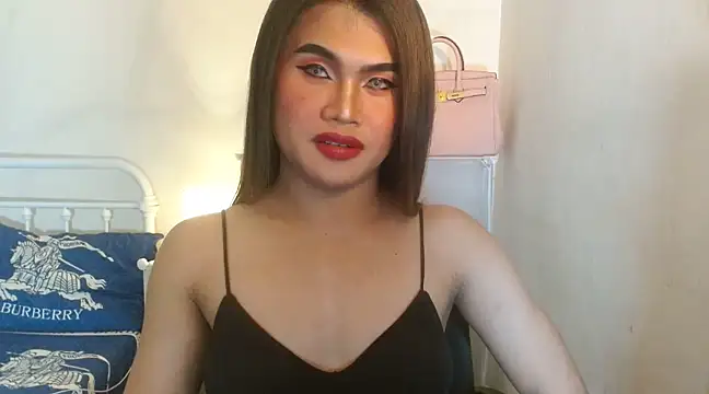 Snapshot of JustineBIGCUM chatting on February 22, 11:13 am JustineBIGCUM online show from February 22, 11:13 am