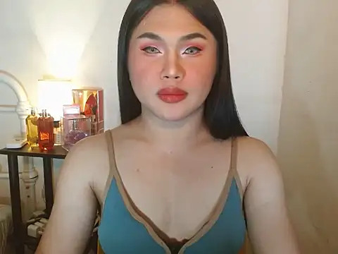 Snapshot of JustineBIGCUM chatting on October 7, 8:33 am JustineBIGCUM online show from October 7, 8:33 am