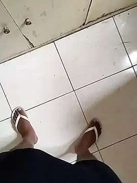 Snapshot of chokito32 chatting on March 4, 12:44 pm chokito32 online show from March 4, 12:44 pm