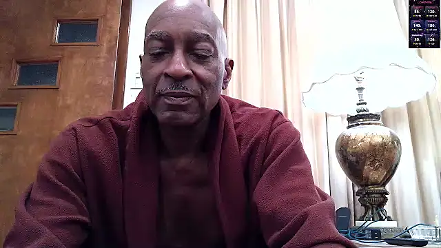 Snapshot of longdick4you8686 chatting on February 13, 1:12 am longdick4you8686 online show from February 13, 1:12 am