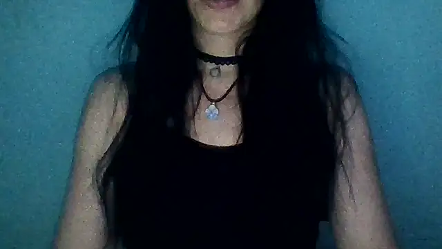 chicacastilla online show from June 4, 7:14 am