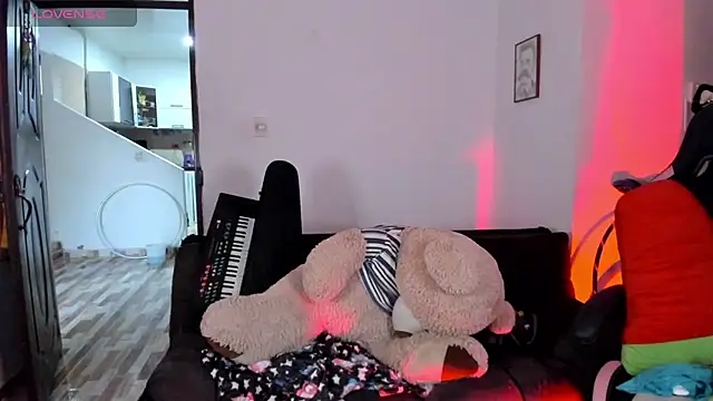 adrena 10 online show from March 11, 12:00 pm