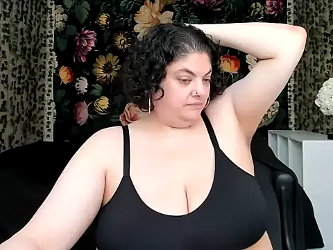 Exotic-Melons online show from May 8, 8:03 pm