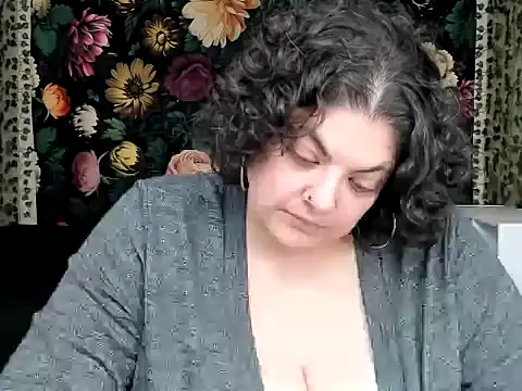 Exotic-Melons online show from May 10, 7:41 pm