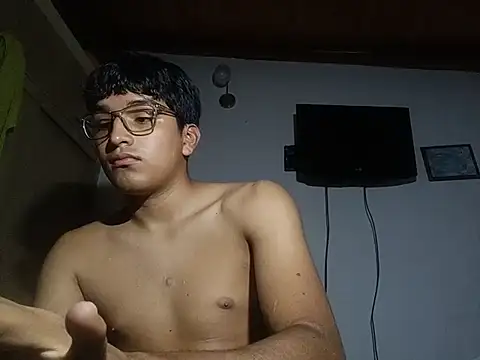 Snapshot of Juan_Polla31 chatting on October 27, 3:10 am Juan Polla31 online show from October 27, 3:10 am