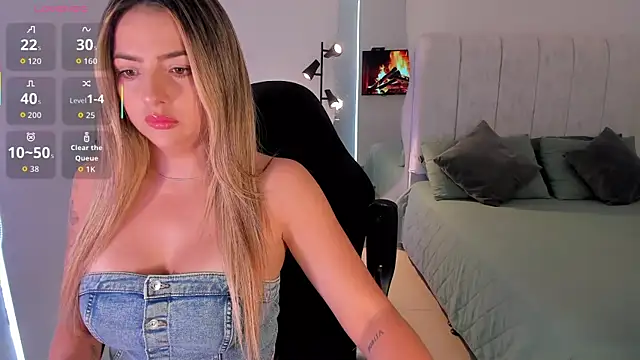 AmyWood online show from March 7, 3:31 pm