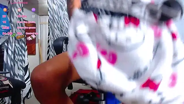 kilian xx online show from April 11, 5:56 am