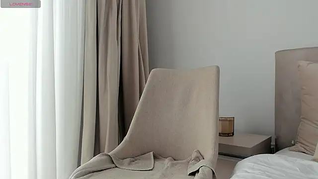 VickyStonee online show from May 19, 9:48 am
