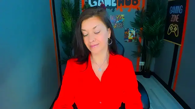 AnaMills online show from April 1, 10:05 am