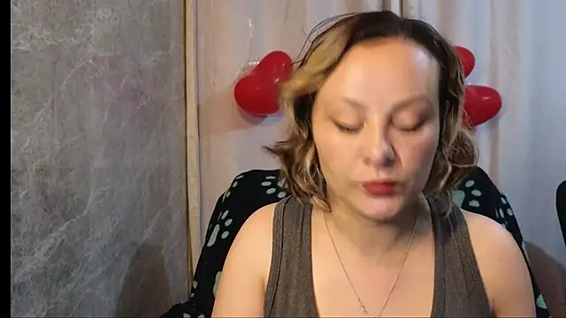 dagny-jo online show from March 2, 3:45 am