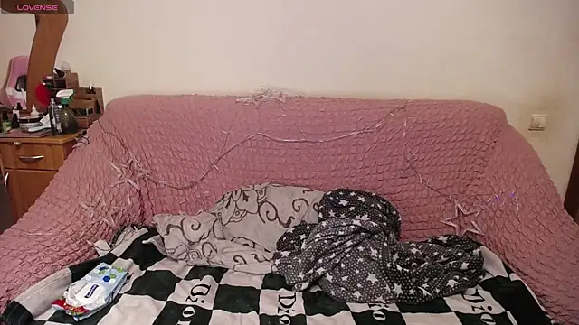 Wings of A Butterfly online show from February 21, 10:59 pm