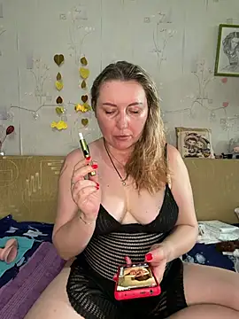 Snapshot of Katti_Kissa chatting on July 21, 1:46 pm Katti Kissa online show from July 21, 1:46 pm