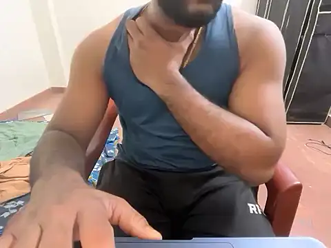 rohithunni123 online show from January 12, 6:35 pm