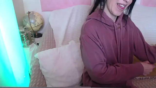 -carla- online show from April 13, 3:50 pm