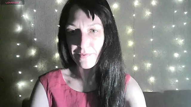 MarieODahliaS online show from December 3, 11:30 am