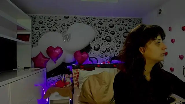 AlmaFancy online show from February 13, 6:53 am