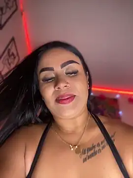 Snapshot of Emma_Brown_12 chatting on April 21, 9:06 pm Emma Brown 12 online show from April 21, 9:06 pm