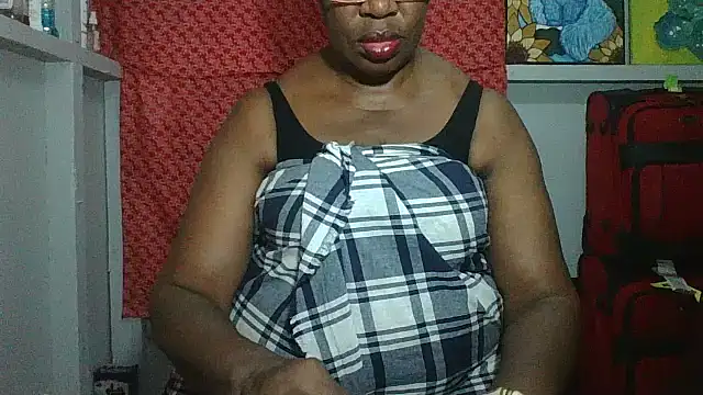 Snapshot of pink69pussy chatting on February 8, 3:48 pm pink69pussy online show from February 8, 3:48 pm