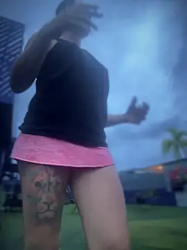 LilliThelo online show from November 20, 11:10 am