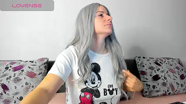 DiamondKay online show from January 24, 7:51 am