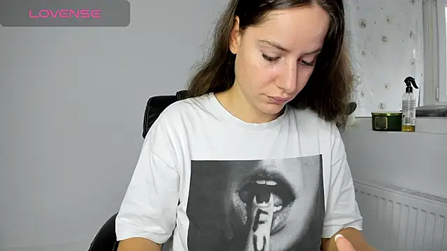 DiamondKay online show from October 26, 7:36 am