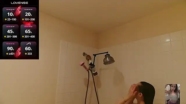 Blondiewithanass online show from February 16, 3:24 am