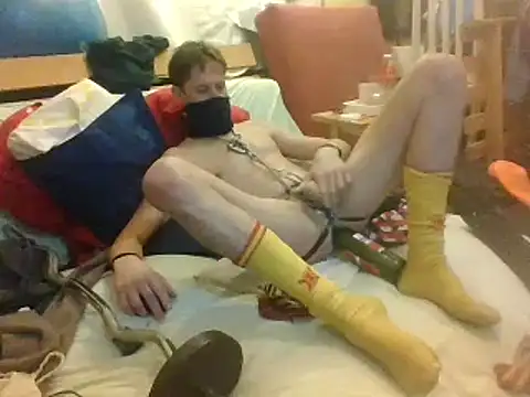 londonfuckwhore online show from January 10, 6:49 pm