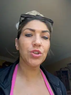 LittleMissEeve online show from November 5, 5:13 pm