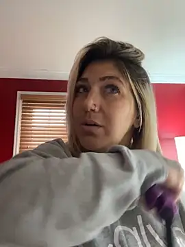 LittleMissEeve online show from November 18, 4:11 pm