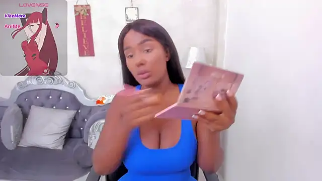 katherin cruz  online show from December 1, 3:39 pm