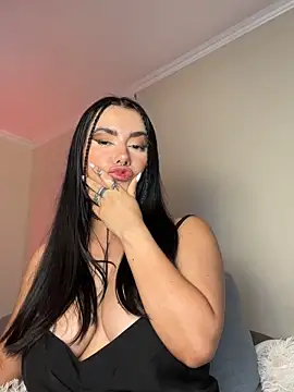 Snapshot of Samispank chatting on February 7, 10:35 pm Samispank online show from February 7, 10:35 pm