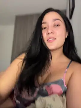 Snapshot of Nina_lovi chatting on August 5, 4:04 am Nina lovi online show from August 5, 4:04 am
