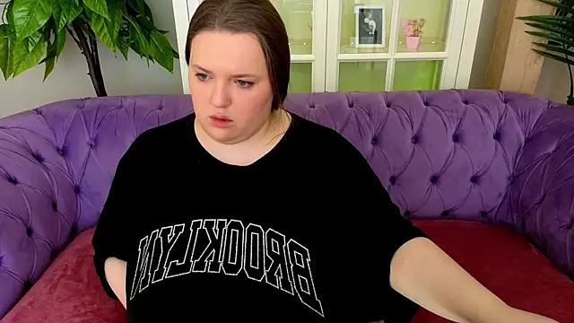  MarryGirl  online show from May 3, 7:53 pm