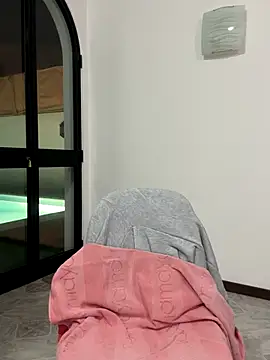 nicole 98 online show from October 28, 5:26 pm