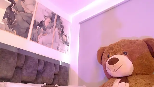 janeebony  online show from January 26, 1:36 pm