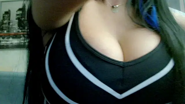 Snapshot of stormylana chatting on June 12, 7:51 am stormylana online show from June 12, 7:51 am