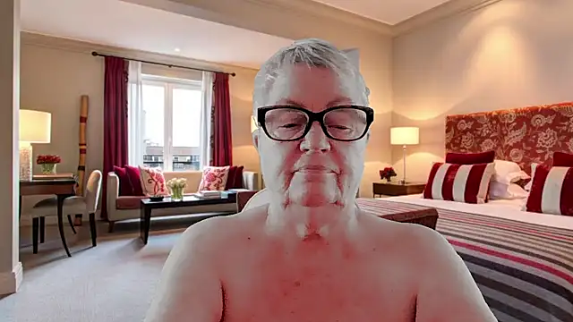 GrannyChrissy68 online show from January 10, 2:08 pm