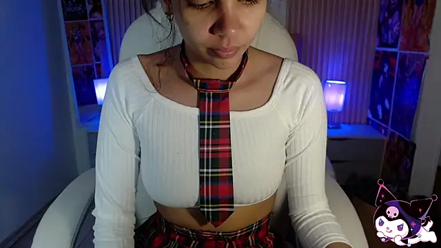 Snapshot of ximena_diaz chatting on February 4, 7:55 pm ximena diaz online show from February 4, 7:55 pm