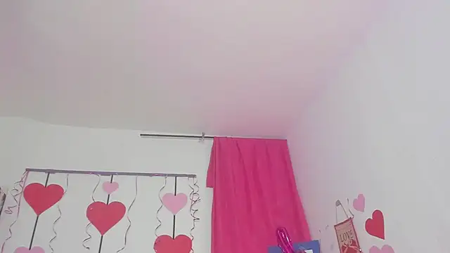 Snapshot of samantha__smile chatting on February 3, 11:26 pm samantha smile online show from February 3, 11:26 pm