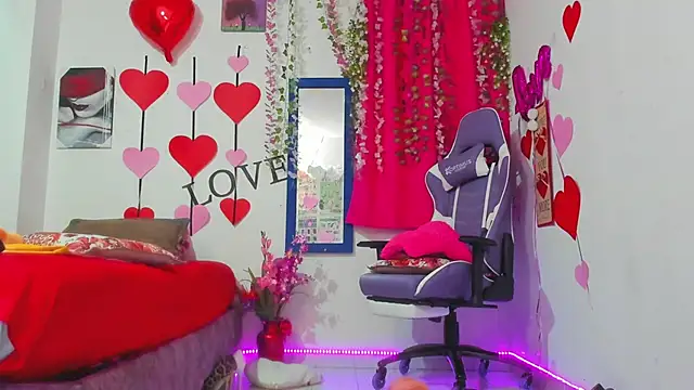 Snapshot of samantha__smile chatting on October 7, 10:01 am samantha smile online show from October 7, 10:01 am