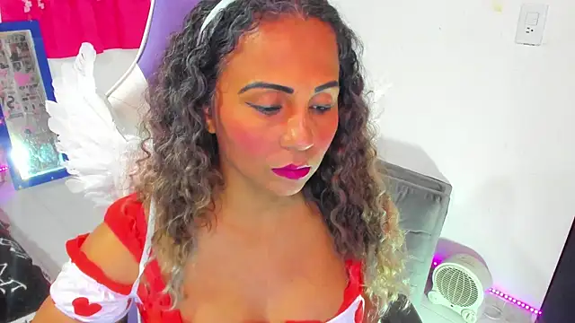 Snapshot of samantha__smile chatting on October 11, 12:10 am samantha smile online show from October 11, 12:10 am