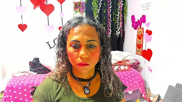 Snapshot of samantha__smile chatting on July 5, 10:11 am samantha smile online show from July 5, 10:11 am